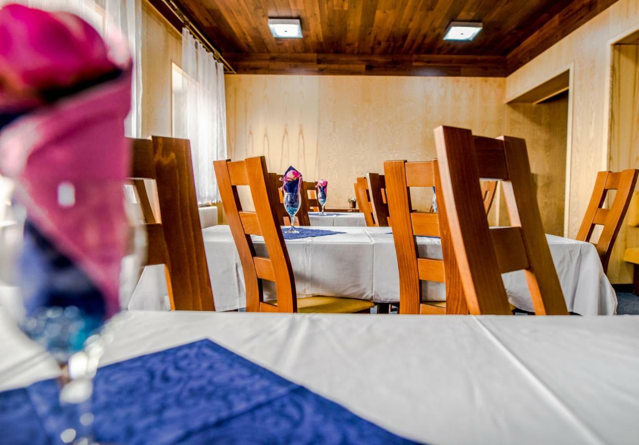 Horský hotel Kozubová Dolní Lomná Exteriér fotografie